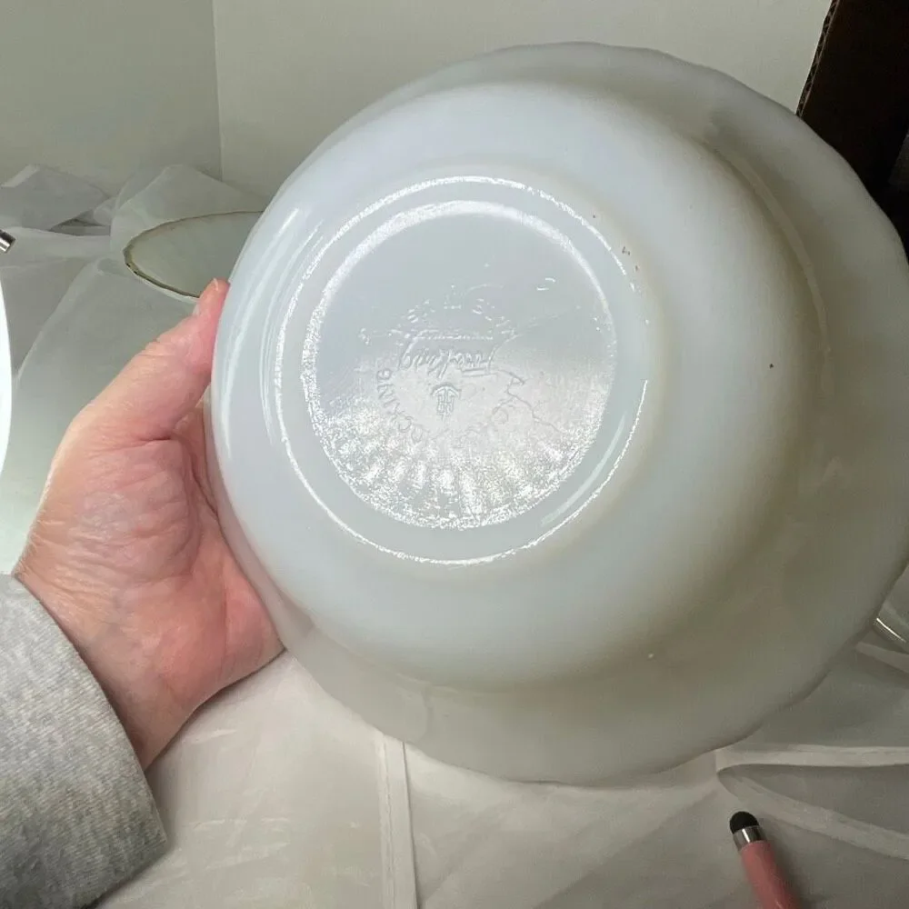 Fire-King lot of 2 serving bowls swirl design 22K trim
